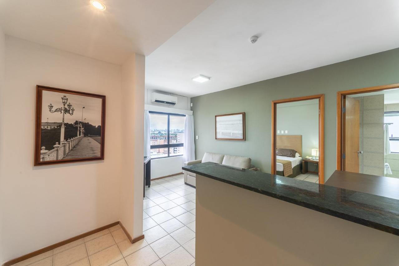 OTH1401 Flat na Ilha do Leite, Recife, um quarto. Fica em um dos mais importantes polos médicos do país Exterior foto