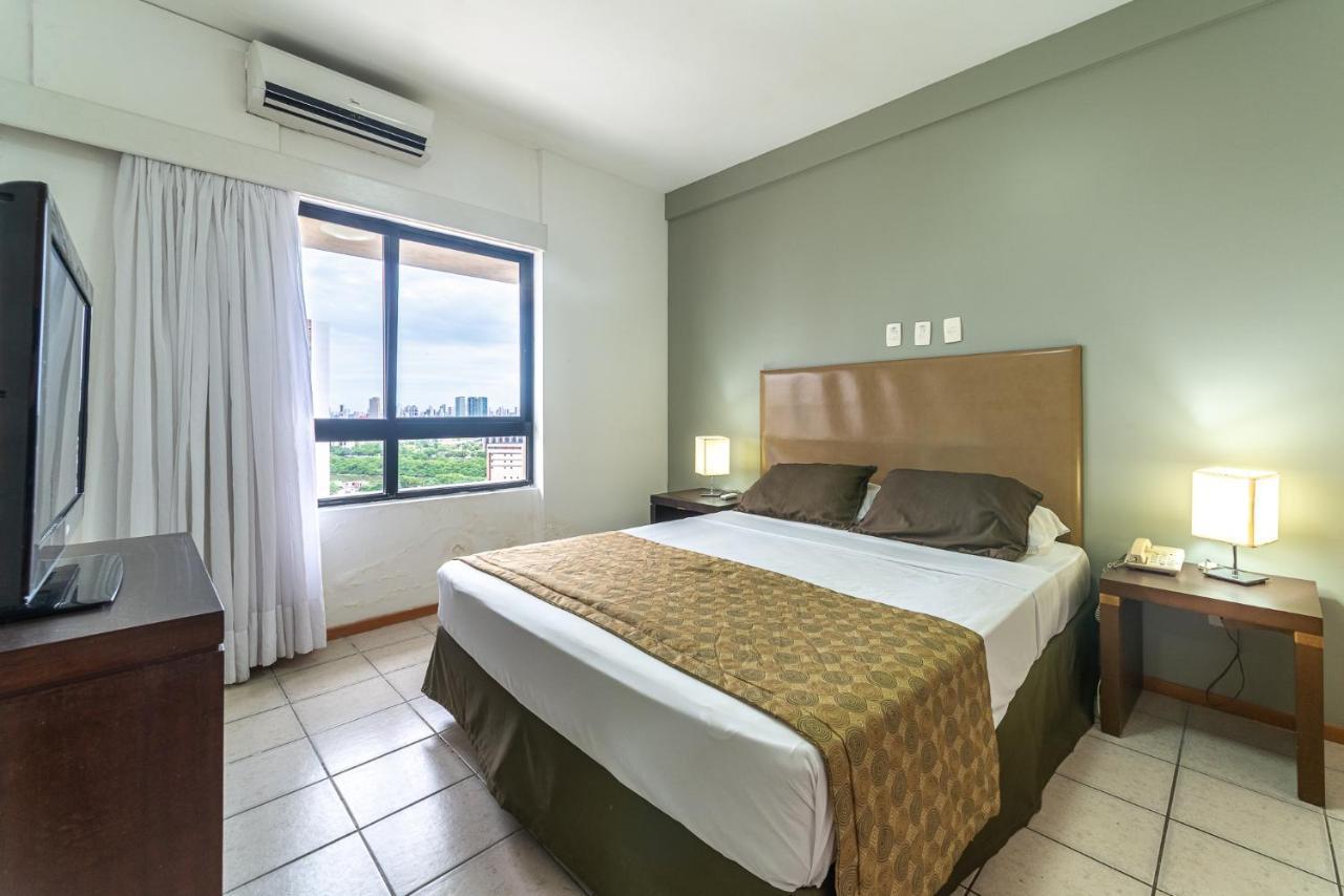 OTH1401 Flat na Ilha do Leite, Recife, um quarto. Fica em um dos mais importantes polos médicos do país Exterior foto